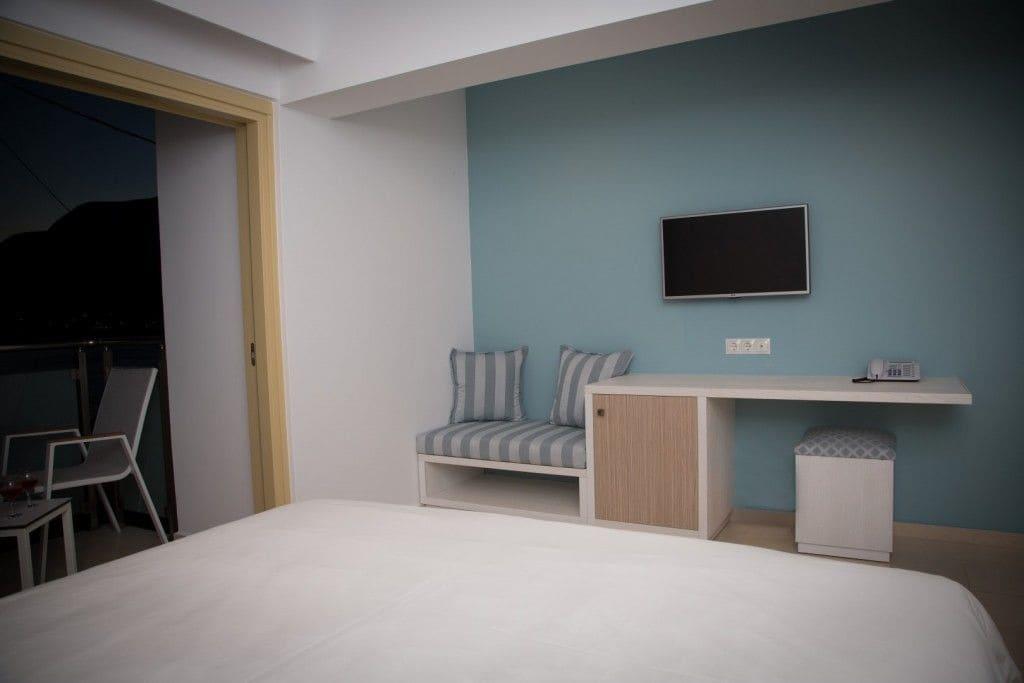 Zephyros Hotel Myrties 외부 사진