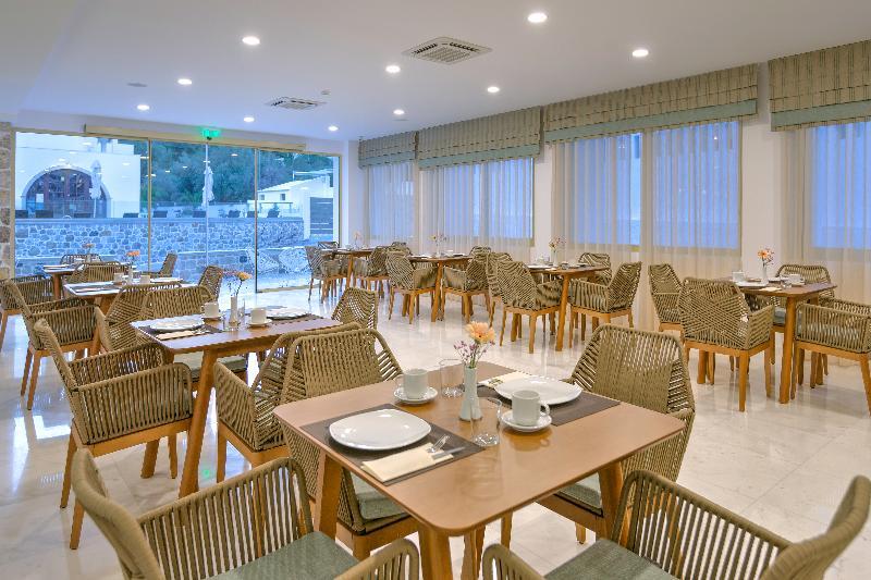 Zephyros Hotel Myrties 외부 사진