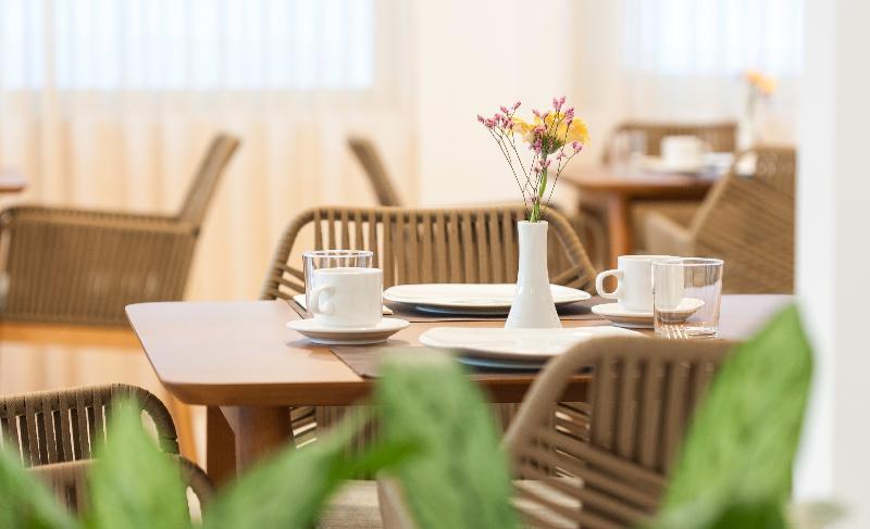 Zephyros Hotel Myrties 외부 사진
