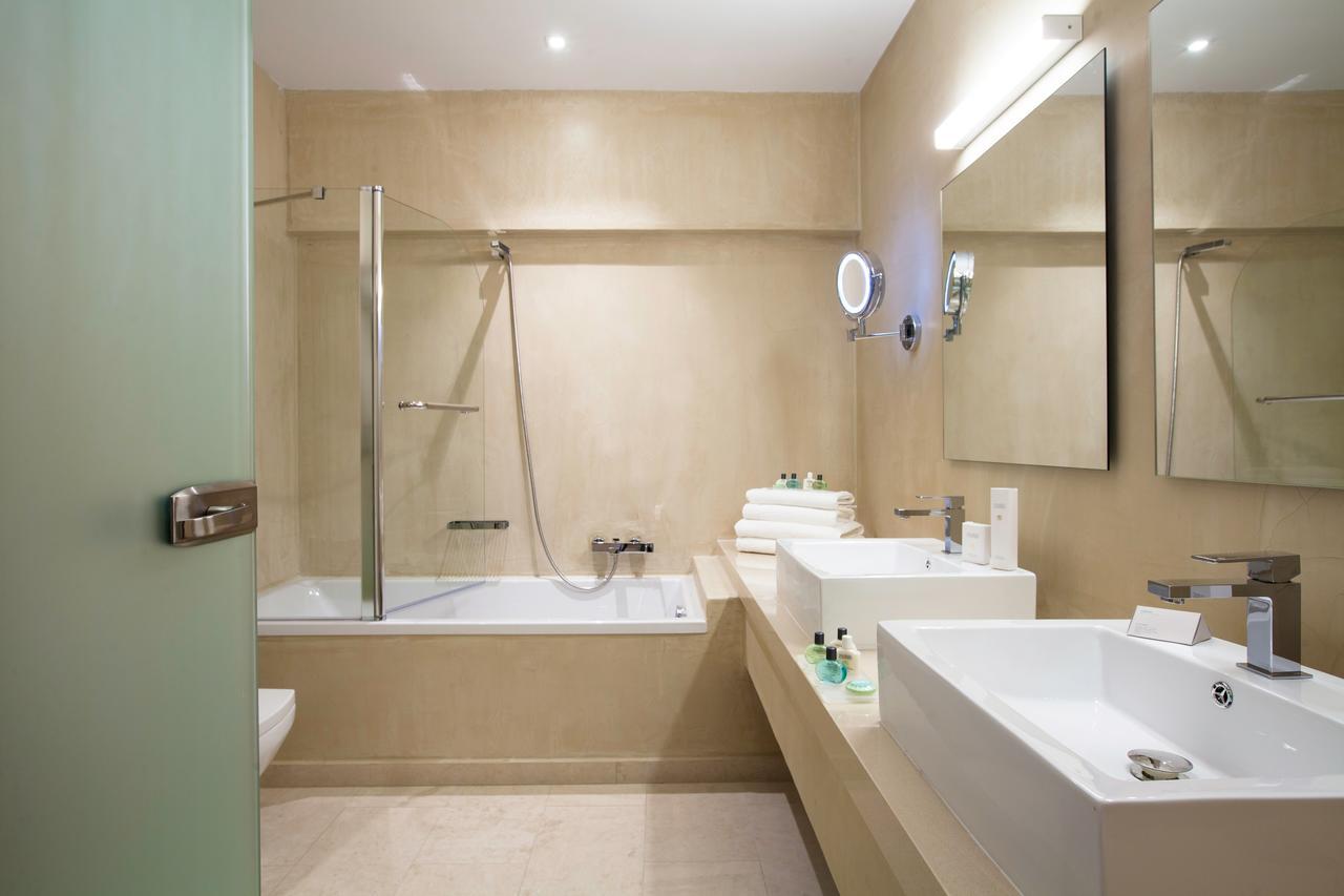 Zephyros Hotel Myrties 외부 사진